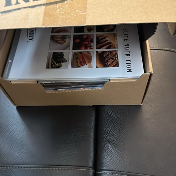 Insanity by Beachbody. Original packaging. NWTs. Shawn T will work you out! DVDs - Picture 14 of 14